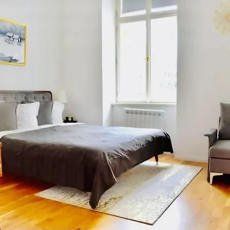 Beautiful 1-bed براغ